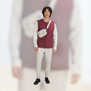 NWT Lululemon Everywhere Belt
Bag 1L Fleece New Years Lunar
Rabbit